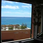 Romantic Sea View Flat In Genova