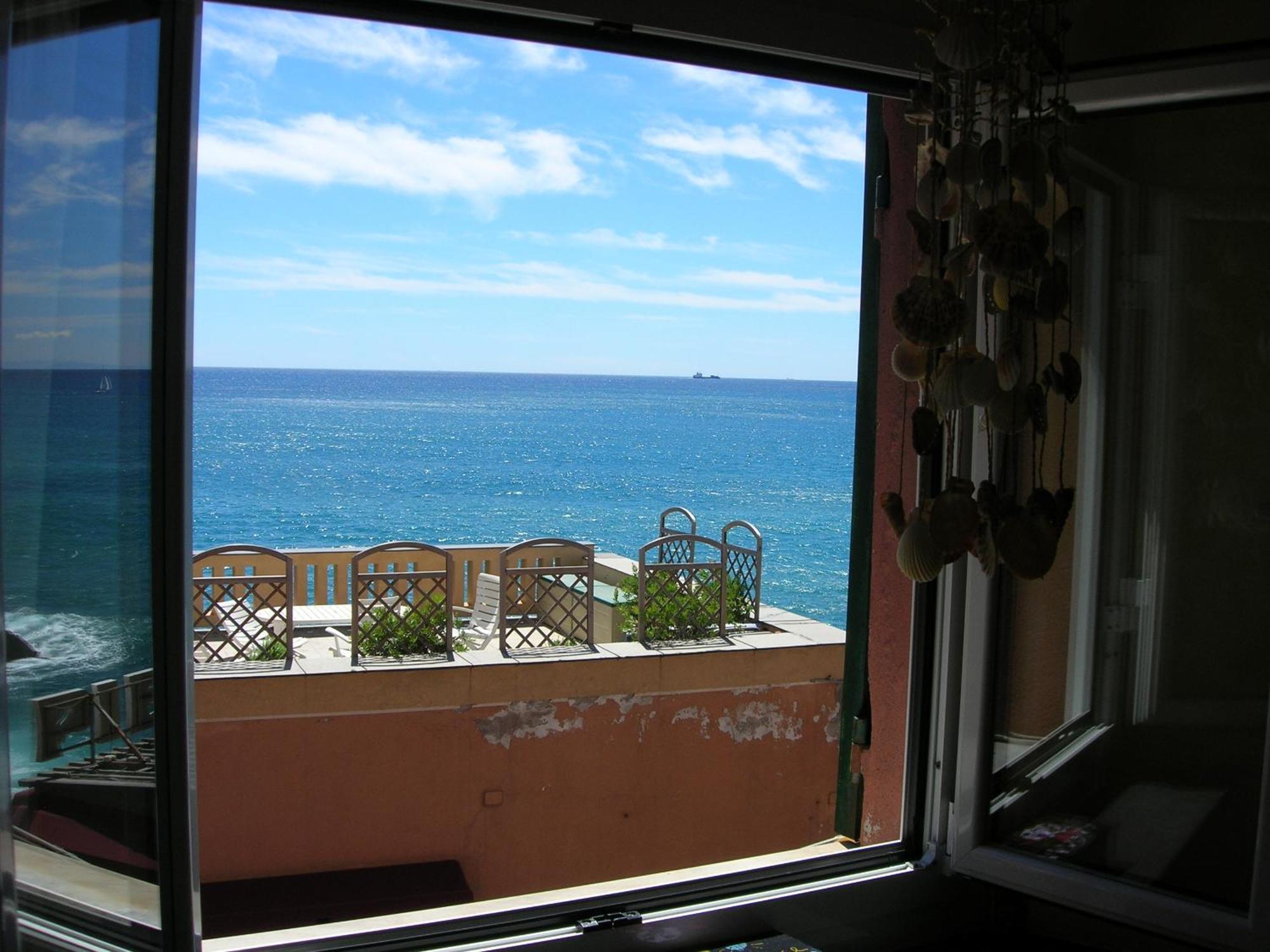 Romantic Sea View Flat In Apartment *